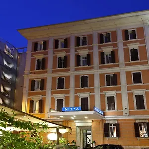 3* מלון Nizza